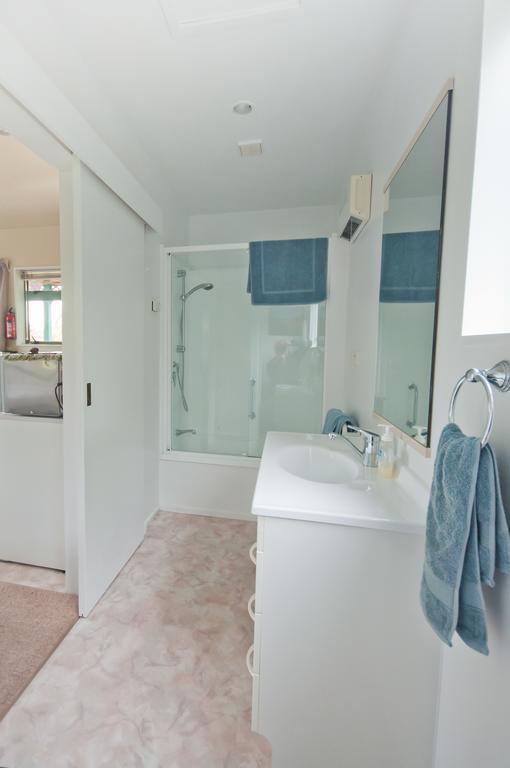 Waterwheel Cottage Upper Moutere Zimmer foto